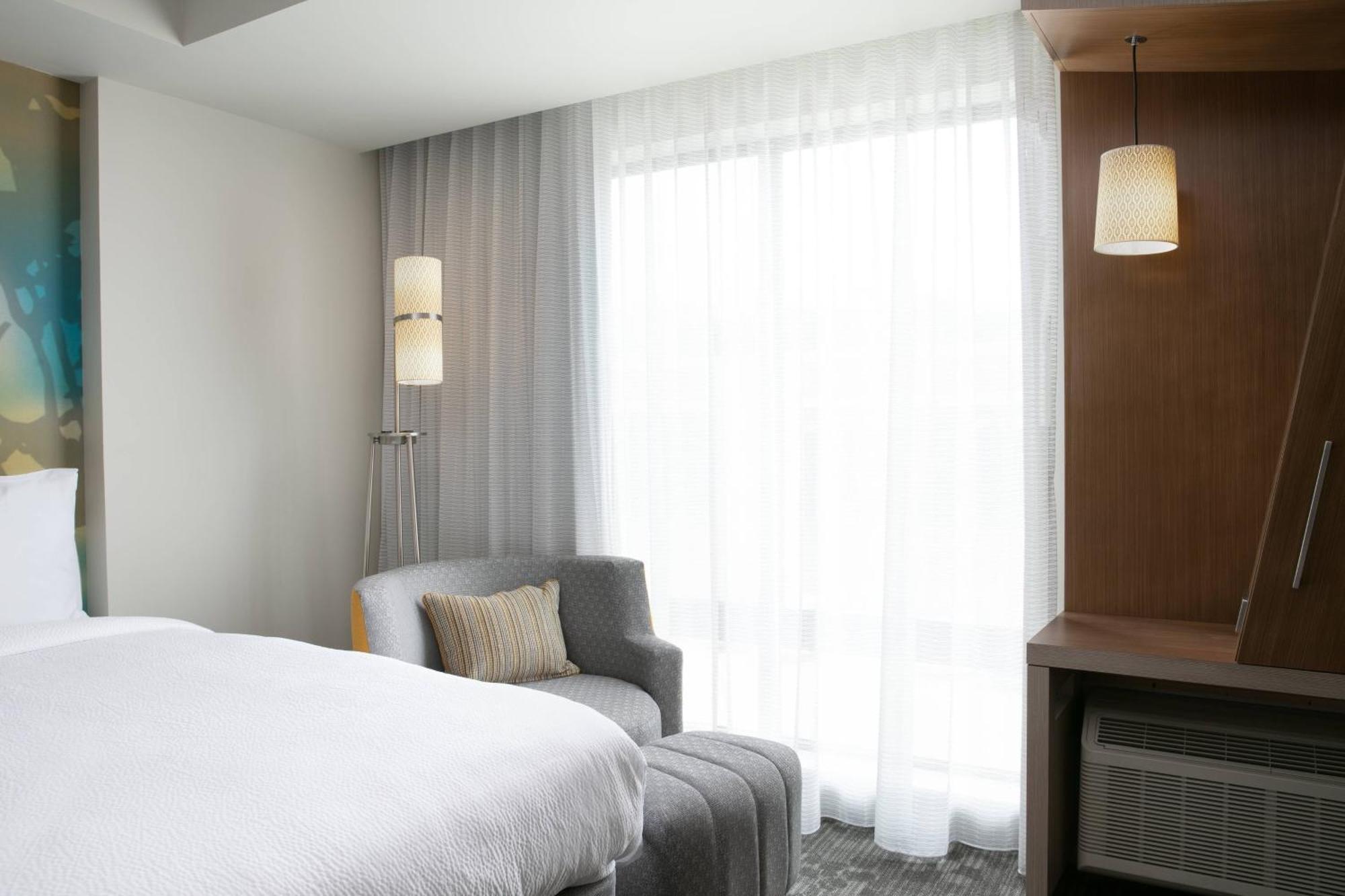 คอร์ตยาร์ด บาย แมริออท ซูซิตี้ ดาวน์ทาวน์/คอนเวนชั่นเซ็นเตอร์ Hotel ซีอูกซ์ซิตี ภายนอก รูปภาพ